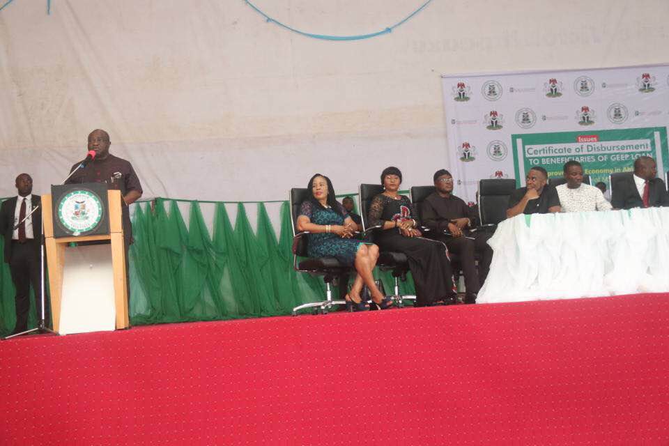 totalblessing1's tweet photo. GEEP loan was organised for Aba North state Constituency and its environ in August 2017. Many applicants have received the loan of N50,000. https://t.co/aJUzbdcZSe