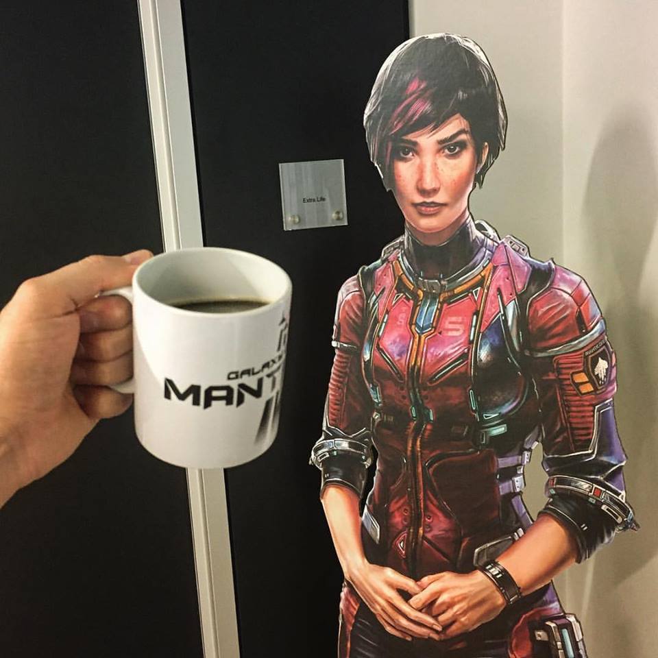 galaxyonfire3's tweet photo. “Coffee is finished and ready to try.” – Have a great start into the week, pilots! #gof3manticore #mondaymorning #coffeetime https://t.co/8uPdjJM7Gn
