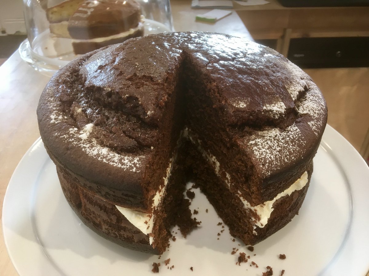 PKPorthcurno's tweet photo. MORE cakes await at https://t.co/NeDAgdI5Ai  #porthcurno great cafe/workshops/WW2Tunnels/talks... fun history &amp; science for all https://t.co/zb76b66Cd7