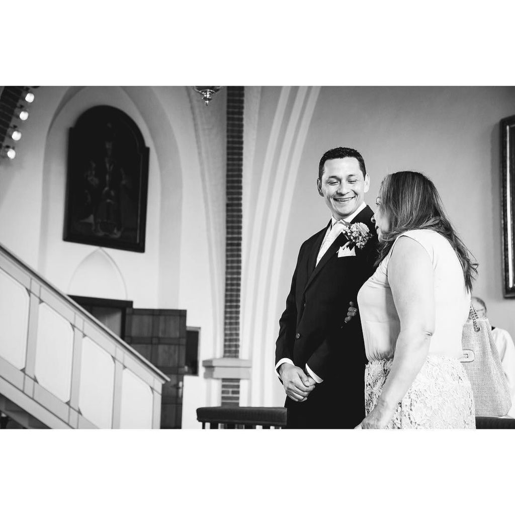moa_thorneby's tweet photo. Pre ceremony ✨ #7two9 #weddingphotography #sweden #wedding #style #contrast #love #colombianwedding #skånebröllop #torekov #bröllopsfotograf https://t.co/xLoZI07KmJ