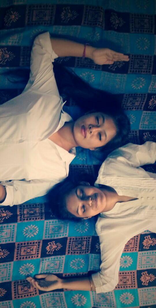 ankusaraswat14's tweet photo. @HiHonorIndia 2 beauties 💕💕💕

@Manpreet8364 
@Priya10100 

#Honor9i #IOOI #HonorNewPhone https://t.co/2dTn2IDwwK
