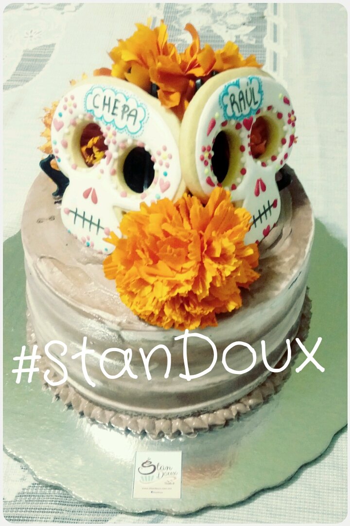 StanDoux's tweet photo. Tradicionalmente delicioso #StanDoux #Pastel #Chocolate #Vainilla https://t.co/pYLXrPeKqO