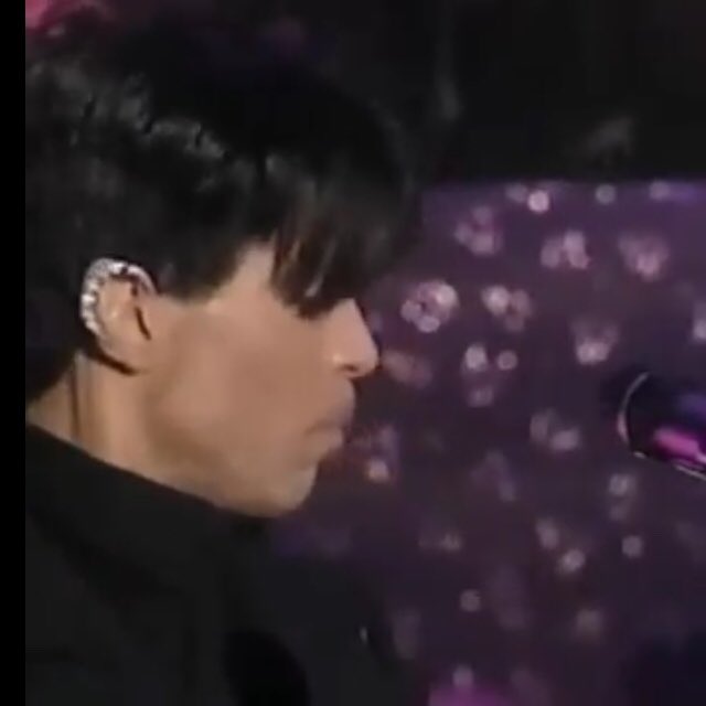 <a href="/Prince/">Prince</a> Controversy at Ellen DeGeneres 2004 #unaired youtu.be/bZrFkigl1NU via <a href="/YouTube/">YouTube</a>