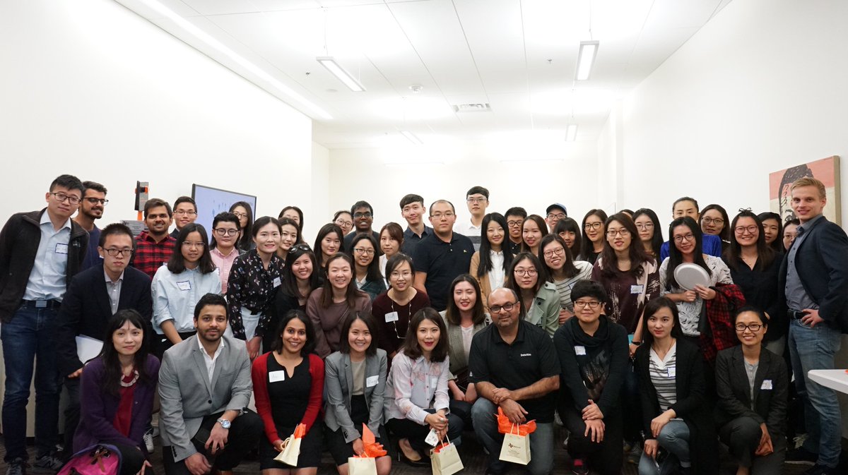 AscendUTD's tweet photo. Last Friday, mentors from @Deloitte shared great ideas and practical tips with @UT_Dallas students. https://t.co/Ko91VWQNEF