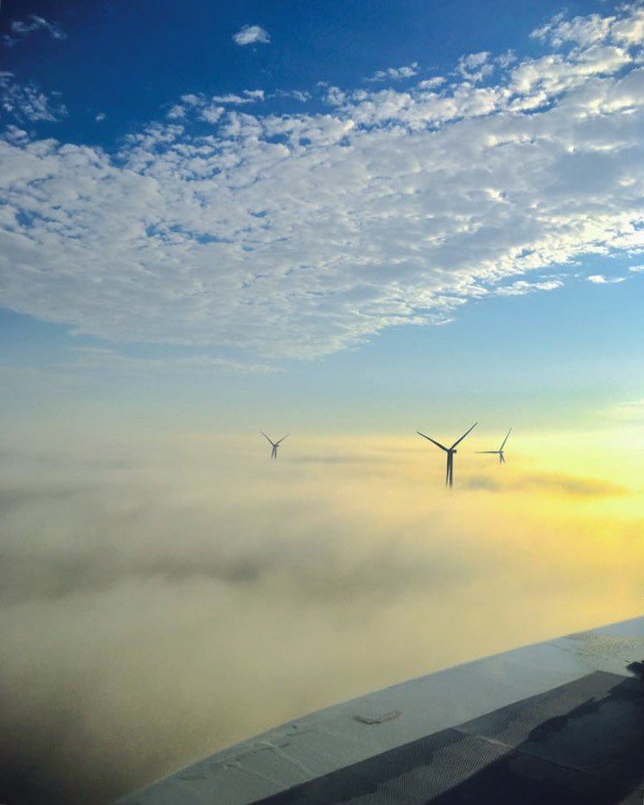 AxisRGWind's tweet image. Views and wind hues