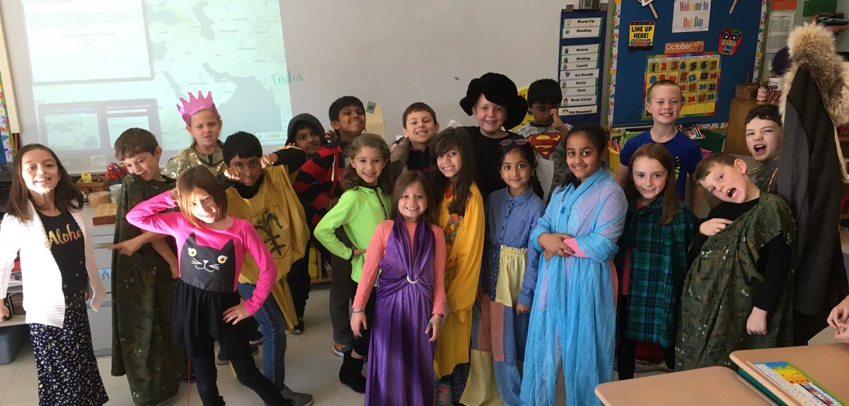Numbersm1's tweet image. See the cast of our Christopher Columbus play!
#HollistonRocks