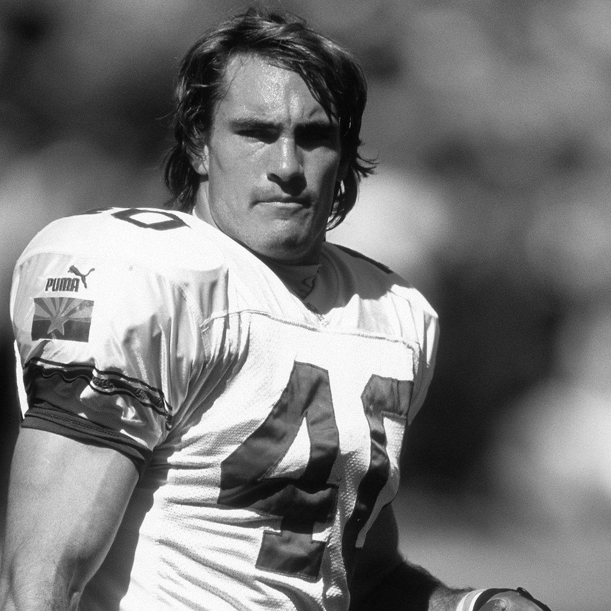 Heros get remembered, but legends never die. Happy Birthday Pat Tillman 