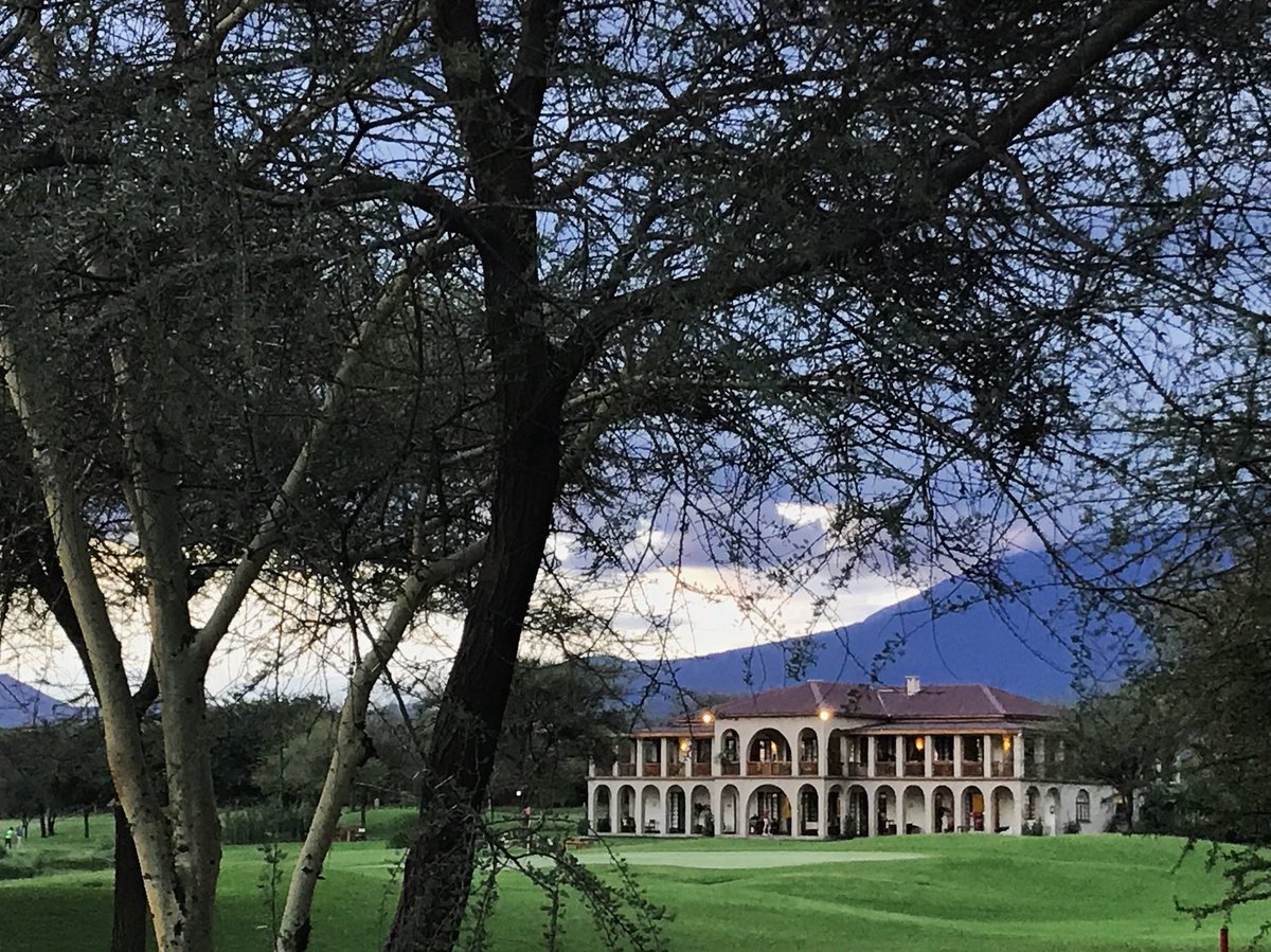 Kiligolf's tweet photo. #Kiligolf #Clubhouse looking great for the Tanzania Open this weekend #tzopen2017 #golf #golfcourse #golfdestination #eastafrica #africa https://t.co/TqghWiNpPP