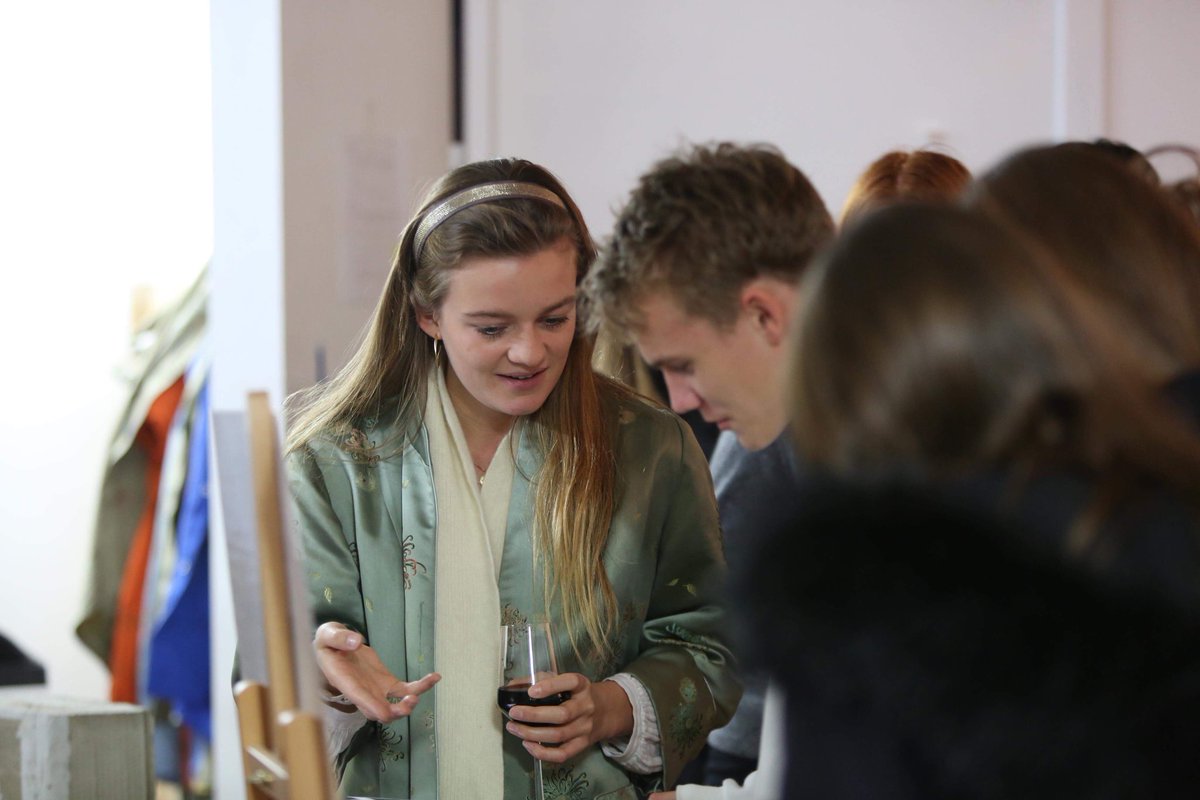 WellingtonUK's tweet photo. Our arts students learning about what #inspiring careers await them in the arts industry ๐จ #WellyIndependent @WellyArts1 https://t.co/TvDVKcdDY0