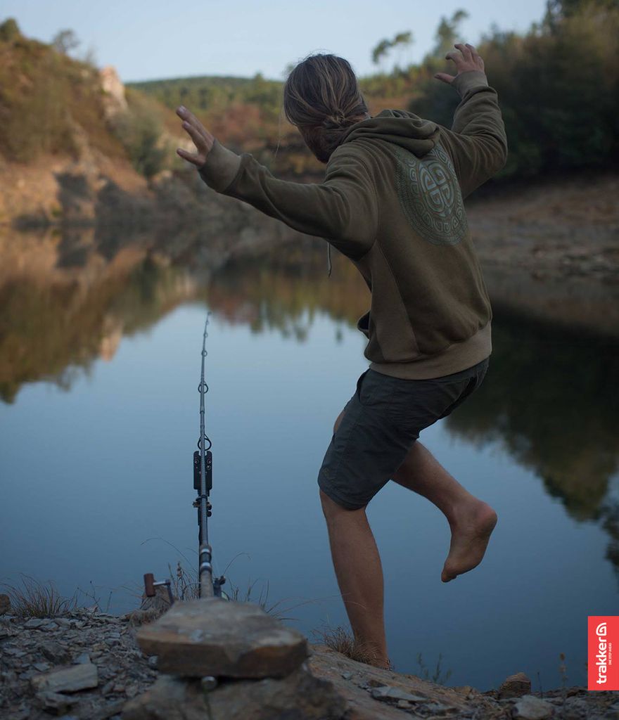 Trakker_Carp's tweet photo. RT if you've ever performed a 'carp dance' when the bites are hard to come by! 🎣😂🕺

#Trakker https://t.co/SMRjcTjv9x