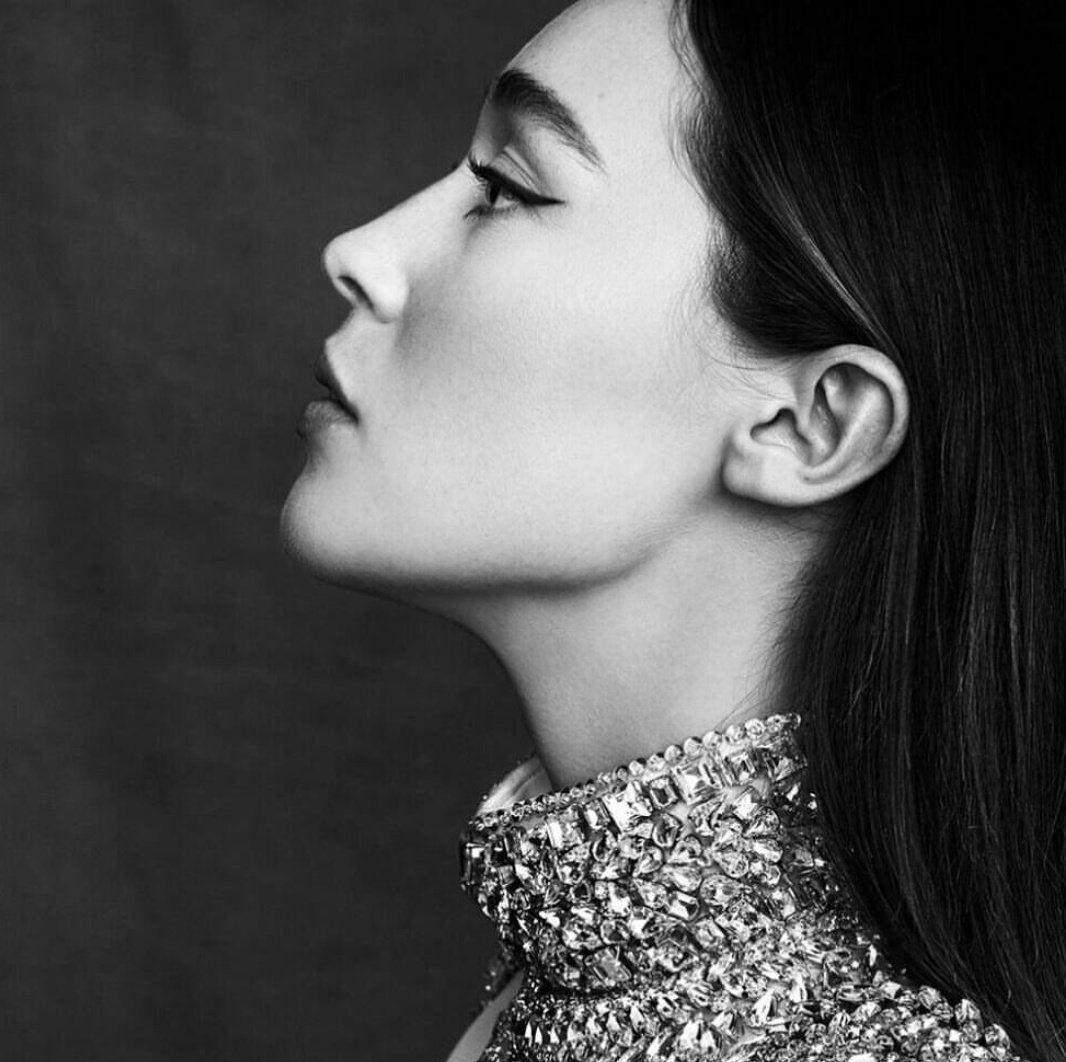 hedalovepat's tweet photo. #AlyciaDebnamCarey #monrowemagazine https://t.co/rq6HoN6O8E