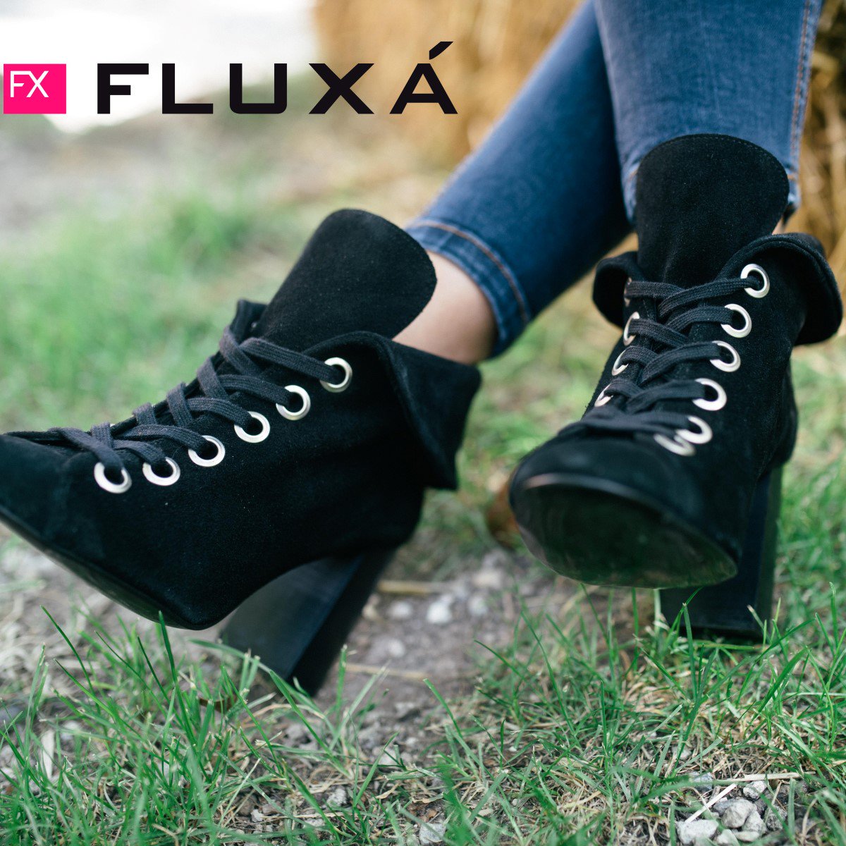 FluxaShoes's tweet photo. Siéntate y disfruta de tus Fluxá de nueva temporada. ¿Cómo ves la tendencia que se lleva este otoño - invierno? #moda #calzado #mujer https://t.co/Aem6Ckk7Bk