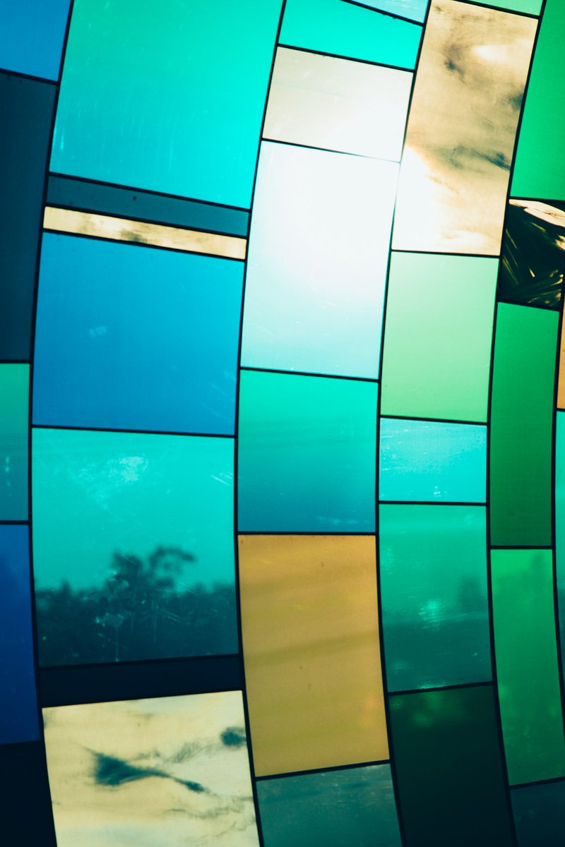 ItzanaBelize's tweet photo. You will see every shade of blue in Belize. #xobelize #itzana https://t.co/CCuxlGj00d