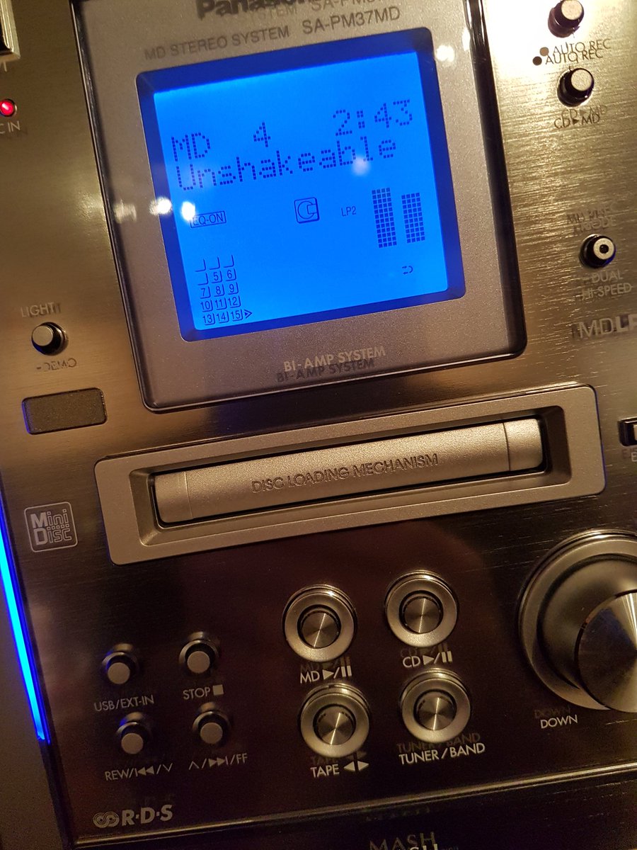 VHSVideoVault's tweet photo. Currently listening to @celldweller - Unshakeable on Mini Disc......there's no better way! 😎💽 #Electronica #NuMetal #SonyMD https://t.co/e5WMUSdGLa