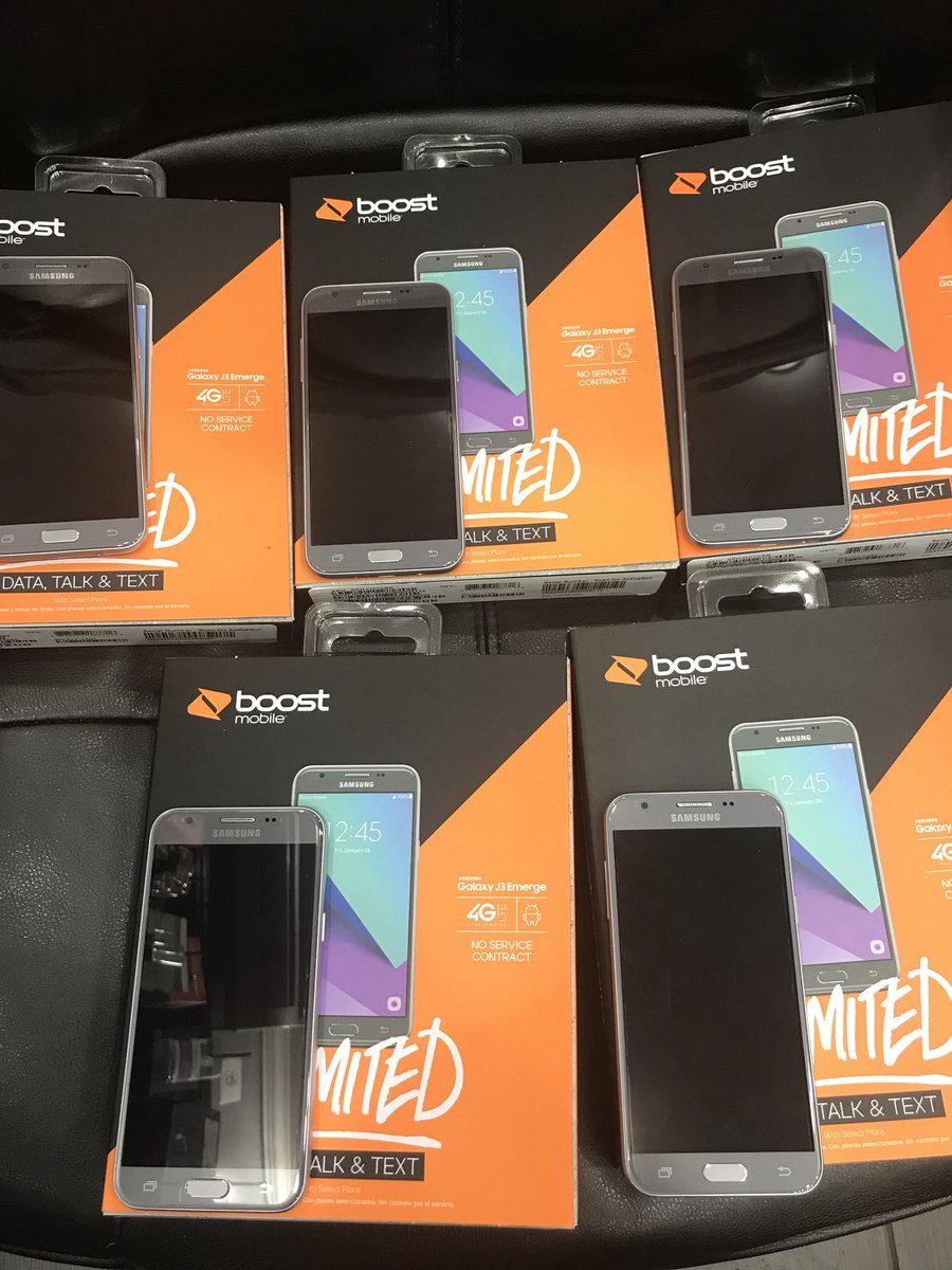 broadway_mobile's tweet photo. New customers switching from Cricket and T Mobile to #promo 5 Lines @boostmobile @SPG_IAli #FlipOffTaxes #teamsamsung https://t.co/TSrTV8hscN