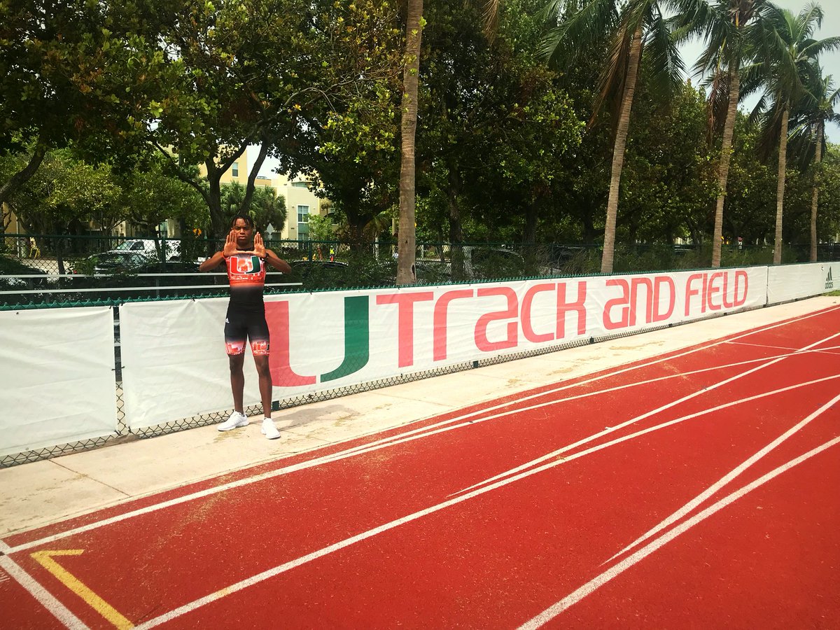 Tyrees13's tweet photo. Bless up! #ItsAllAboutTheU #canesgang18 #veloz #nctrack https://t.co/ulrenf1fbu