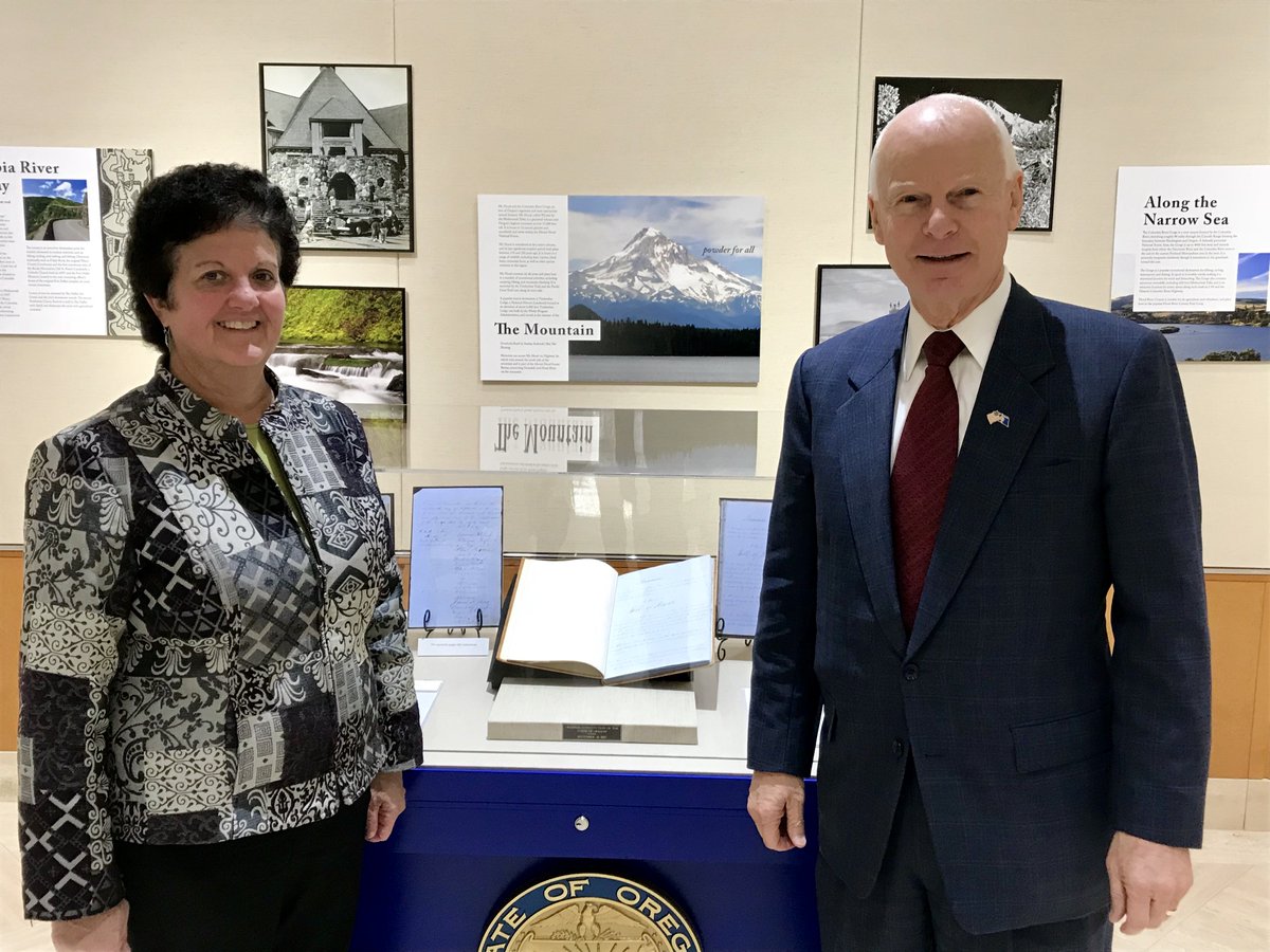 OregonSOS's tweet photo. The restored Oregon Constitution was publicly unveiled this morning! Watch the unveiling here: https://t.co/wo4BLvLqza #ORConstitution https://t.co/lxu2Dg02HN
