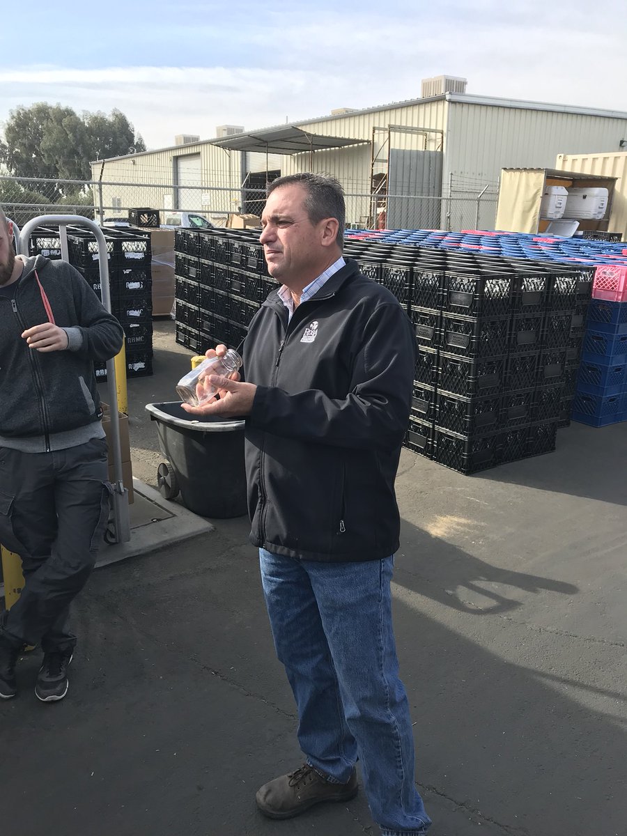 Cowguy40Jay's tweet photo. San Joaquin  Valley is very diverse in Agriculture. Visiting many different aspects of Ag here. https://t.co/ueHYNlMw33