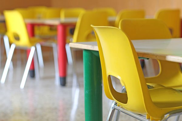 educationweek's tweet photo. Many low-income families struggle to cover child care costs, study finds. https://t.co/1zvUaunsId https://t.co/KRi2gXox4y
