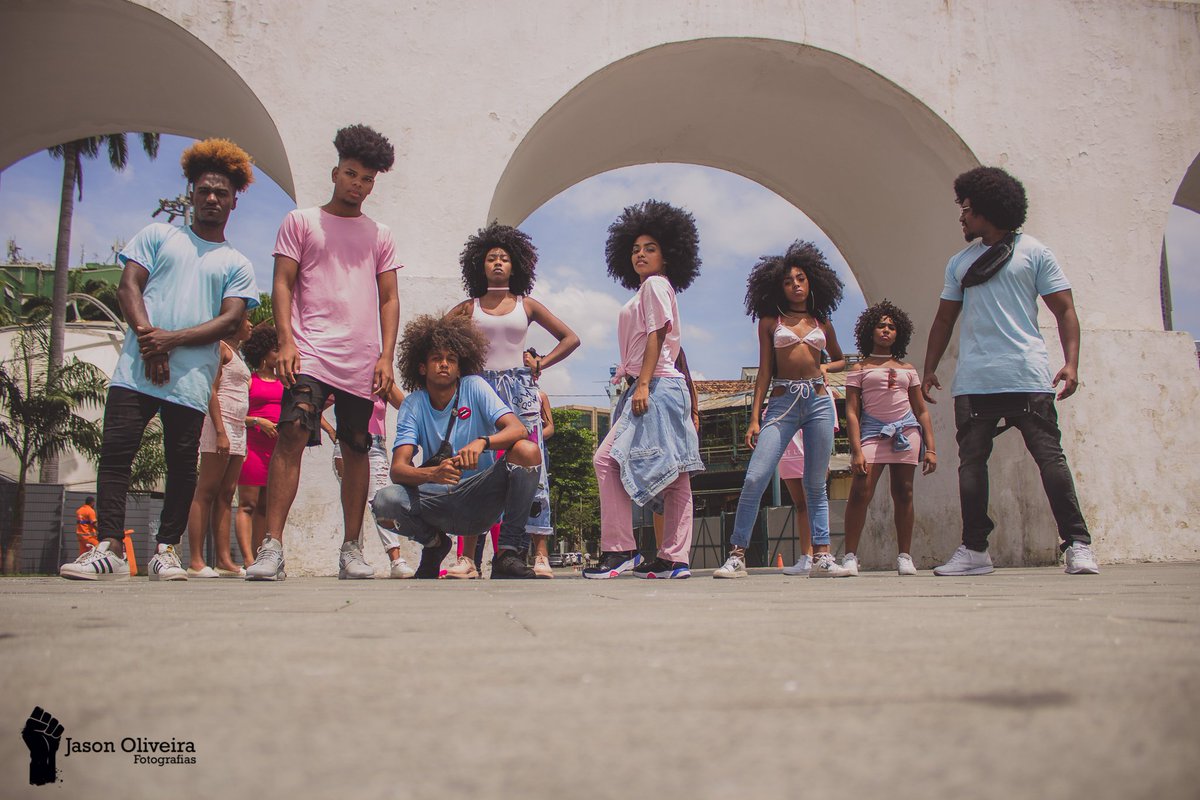 Empoderacrespo's tweet photo. Editorial #OutubroRosa #Novembroazul Fotos Jason Oliveira #empoderamentocrespo obrigado toodas Modelos https://t.co/t5QukXWDVi