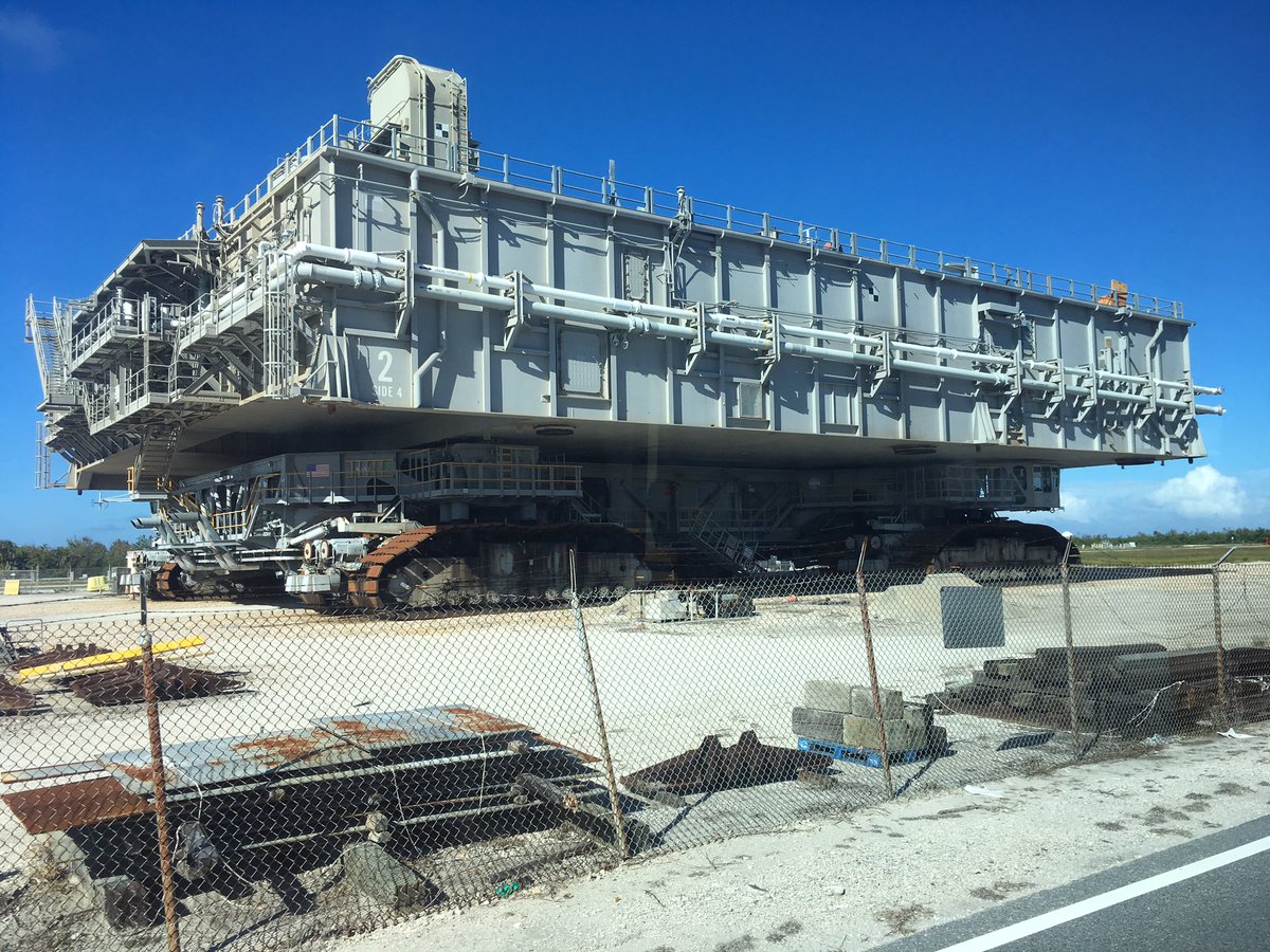 rougesky's tweet photo. Mobile Crawler #2, weighing 9 million lbs. When loaded, it has a top speed of 1 mi/hr, and gas mileage of 32ft/gal. #NASAfact https://t.co/1eJj4vwMAw