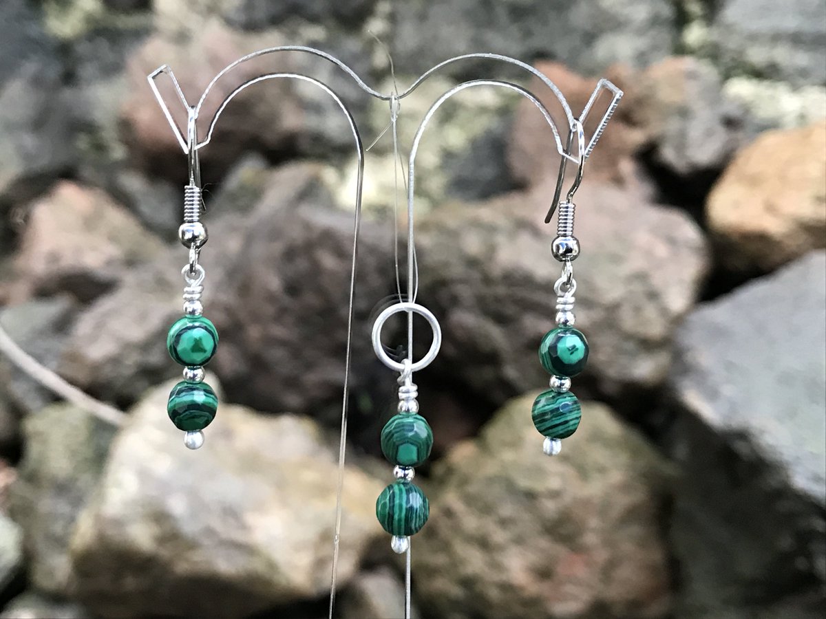 FabiolaSort's tweet image. ¿Te gustan las piedras naturales de Malaquita? Visita la tienda en @Kichink y encontrarás kichink.com/buy/1593423/fa… …
#FabiolaSort
#Joyas