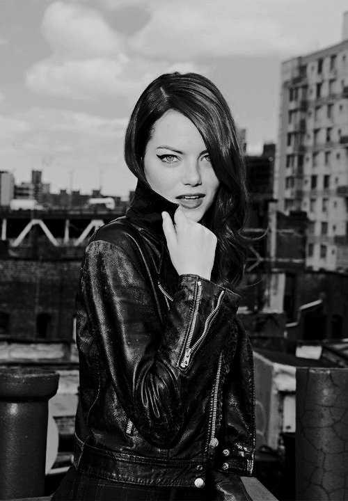 Happy 29th birthday to this incridibly talented and hilarious girl, Emma Stone 