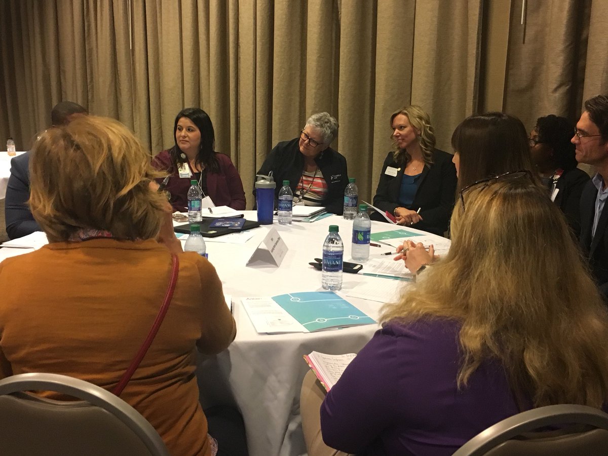 BerylInstitute's tweet photo. #PXRoundtable discussions sharing ideas on employee engagement, using feedback, sustaining efforts and culture change to improve #ptexp https://t.co/ADmssUwqtp