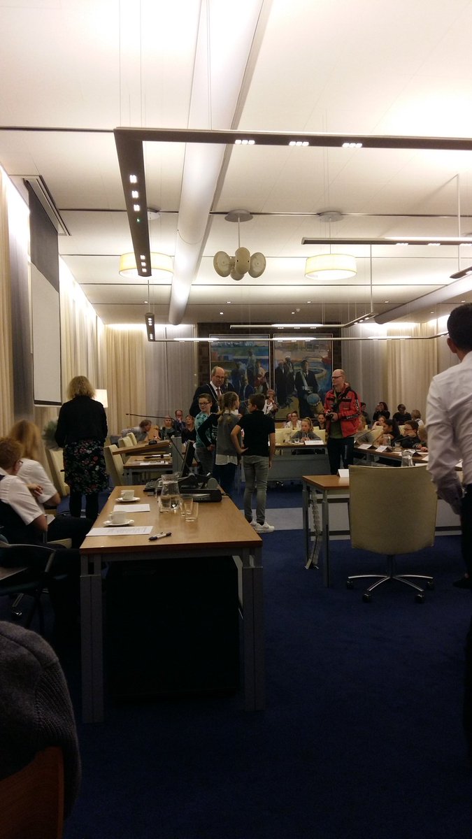 pvdahoogeveen tweet picture