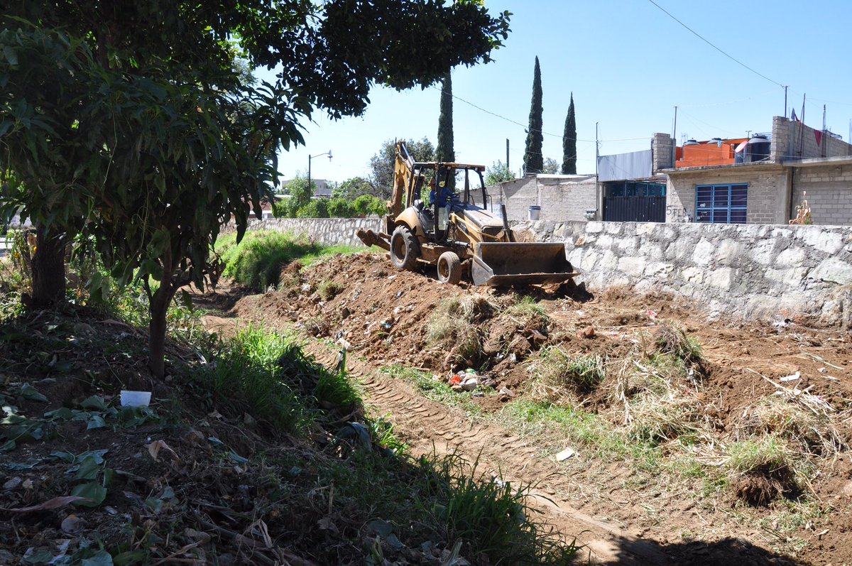 _RaulCruz_'s tweet photo. Avances significativos en los trabajos de limpieza y desazolve del Arroyo Paraíso y Río Chiquito, después de años en que no se había hecho. https://t.co/OmjQBESbNd