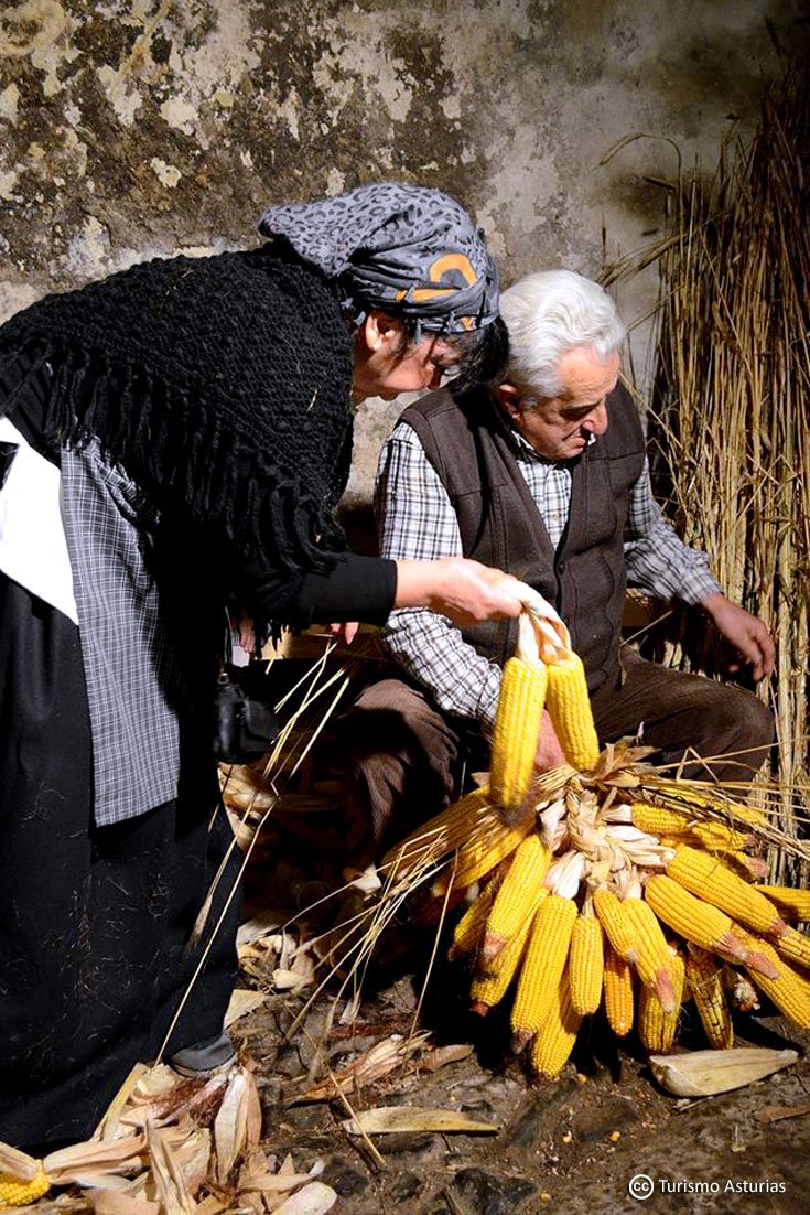 TurismoAsturias's tweet photo. Si te gustan las tradiciones, no faltes a la cita con #Navelgas 📆 11 de noviembre, esfoyón y amagosto https://t.co/FInaJS7mKu #AsturiasRural https://t.co/fdCRS4pRlw