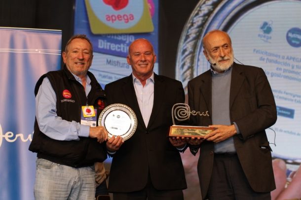 Perú premio el movimiento slow food peru.gastronomia.com/noticia/7623/f…
