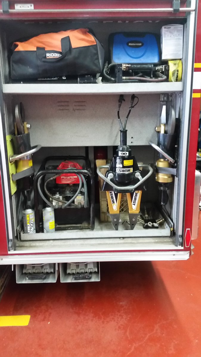 Exciting day for Lantz Fire. #proactivedept #soonnewhighwayaccess 
#thankstoelmsdalefire
#thetoolsarehappierinaredtruck