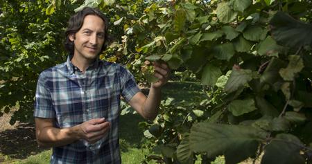 kmcfitzp's tweet image. Have you heard? Nutella could soon be made with hazelnuts developed at #Rutgers.  - sot.ag/6XyJC