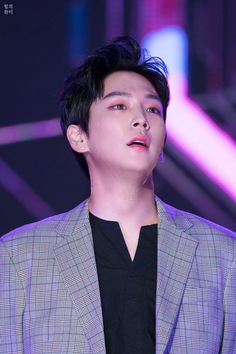limonnaya_kana's tweet photo. Help~

#HimchanIsPerfect
©hymn_of_him https://t.co/2mKflxEkDT