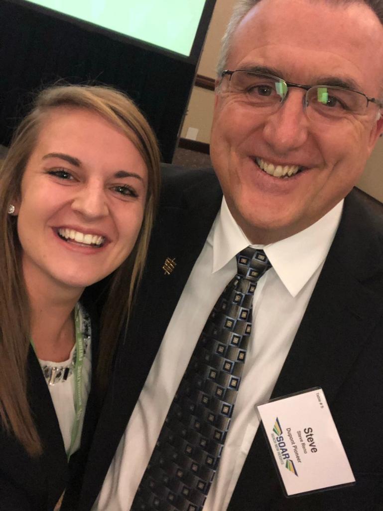 PioneerSeeds's tweet photo. RT @AbbeyWeninger What an honor meeting Steve Reno representing @DuPontPioneer at #AFALC17! Thanks for the sponsorship &amp; great conversation! https://t.co/LC3C4K6qaa