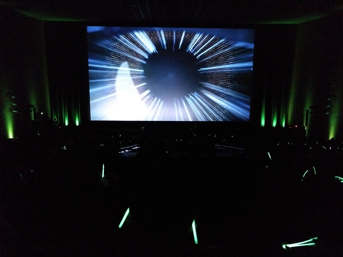Neoklosch's tweet photo. Mega geiler trailer #greenberlin #xboxonex #x1xberlin #enterthematrix https://t.co/Z02HOmoeEK