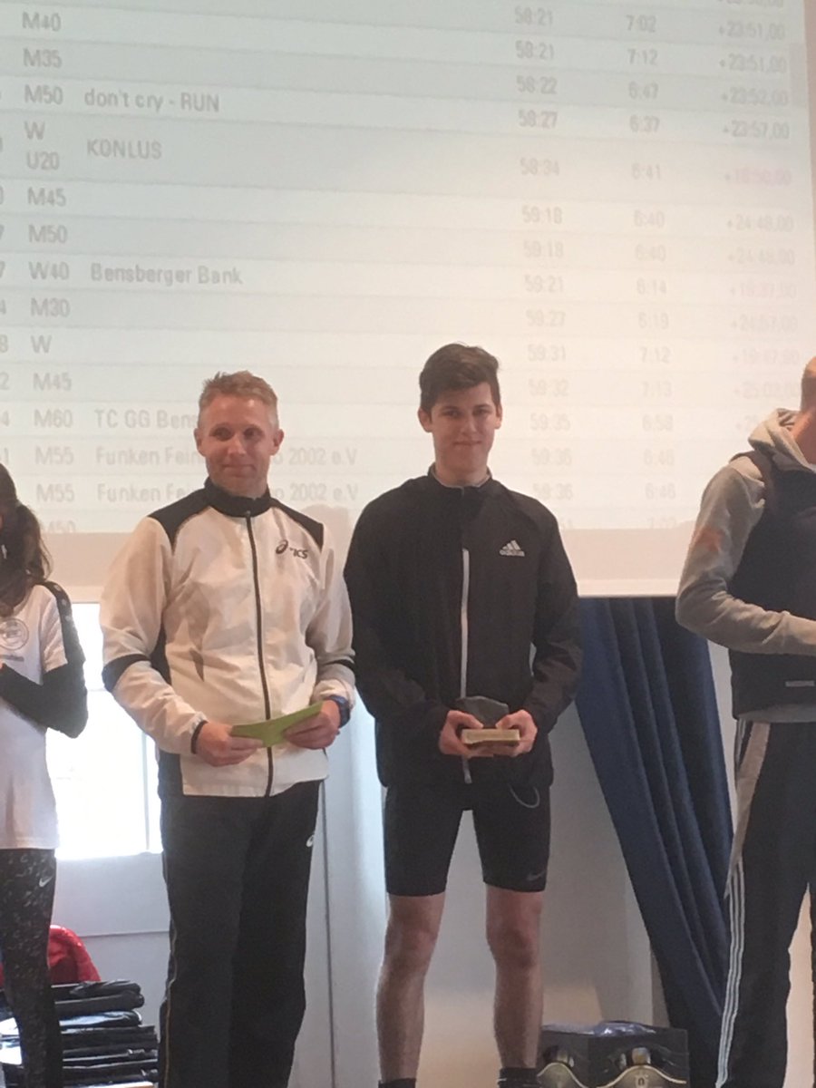 Platz 1. beim #Martinilauf in #Bensberg im Teamlauf über ca. 10,1 km #laufen #leichtathletik