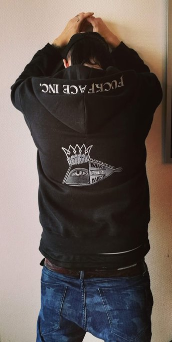 Vaatemerkki&auml; luomassa, fuckface inc. #swag #Hoodies #caps #huppari https://t.co/69w52mRgG3<a href="/tag/swag"class="tags">#swag</a><a href="/tag/hoodies"class="tags">#Hoodies</a><a href="/tag/caps"class="tags"><span>#caps</span></a><a href="/tag/huppari"class="tags"><span>#huppari</span></a>