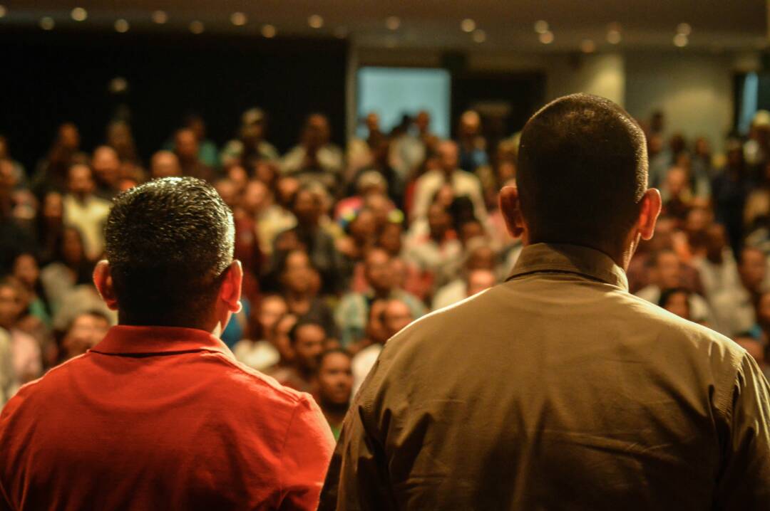 Omar_PrietoPSUV's tweet image. Tenemos el deber moral y político de cumplirle al marabino, al zuliano; que tanto anhela el cambio definitivo que los enrrumbe al bienestar