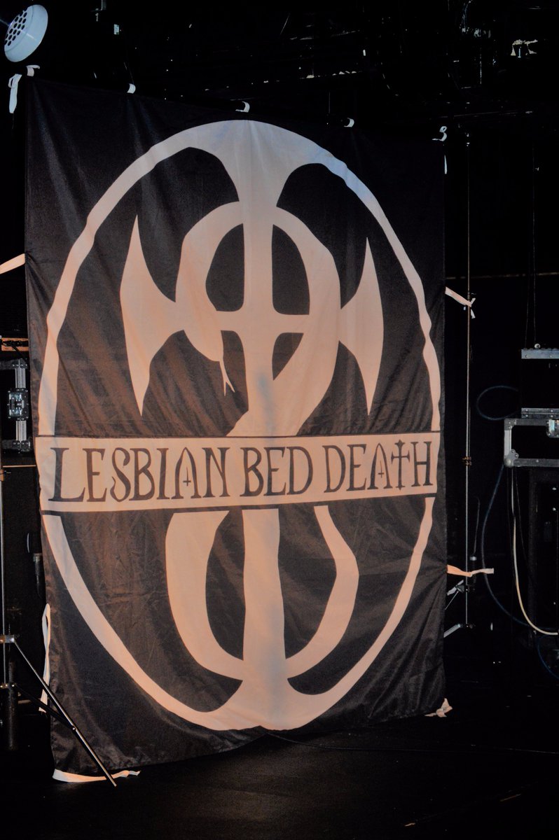 FlagPromoNews's tweet photo. #LesbianBedDeath live at @ReadingSub89 supporting #TheBirthdayMassacre Photos by @DanDevour 

@Pythia_Tweets @TBMassacre @LBDofficial #Rock https://t.co/pkiavl3KZD