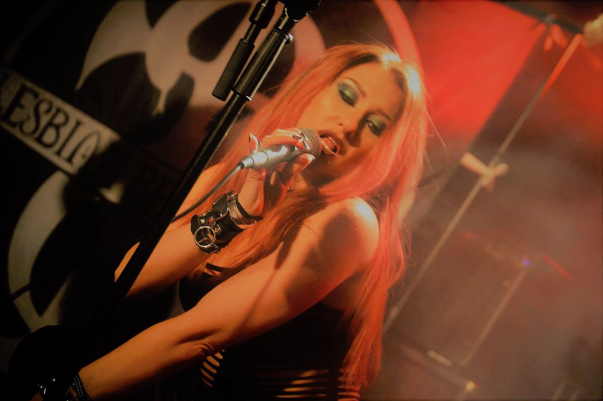 FlagPromoNews's tweet photo. #LesbianBedDeath live at @ReadingSub89 supporting #TheBirthdayMassacre Photos by @DanDevour 

@Pythia_Tweets @TBMassacre @LBDofficial #Rock https://t.co/pkiavl3KZD