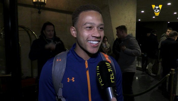 vtbl's tweet photo. VIDEO - Simon niet welkom op bruiloft van Memphis 💍👀👉 https://t.co/qsyTCn9e65 #oranje #voetbalinside https://t.co/nP0U8gvnRW