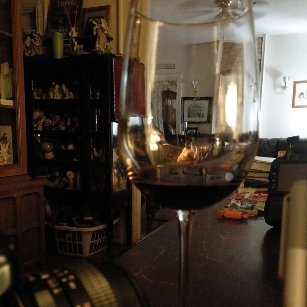 NoHope4Me's tweet photo. Gravitational lensing
#crfgn
#winetasting
#hyperfocal
#chasinglight
#chasingcolor https://t.co/MKGpaLMX7B