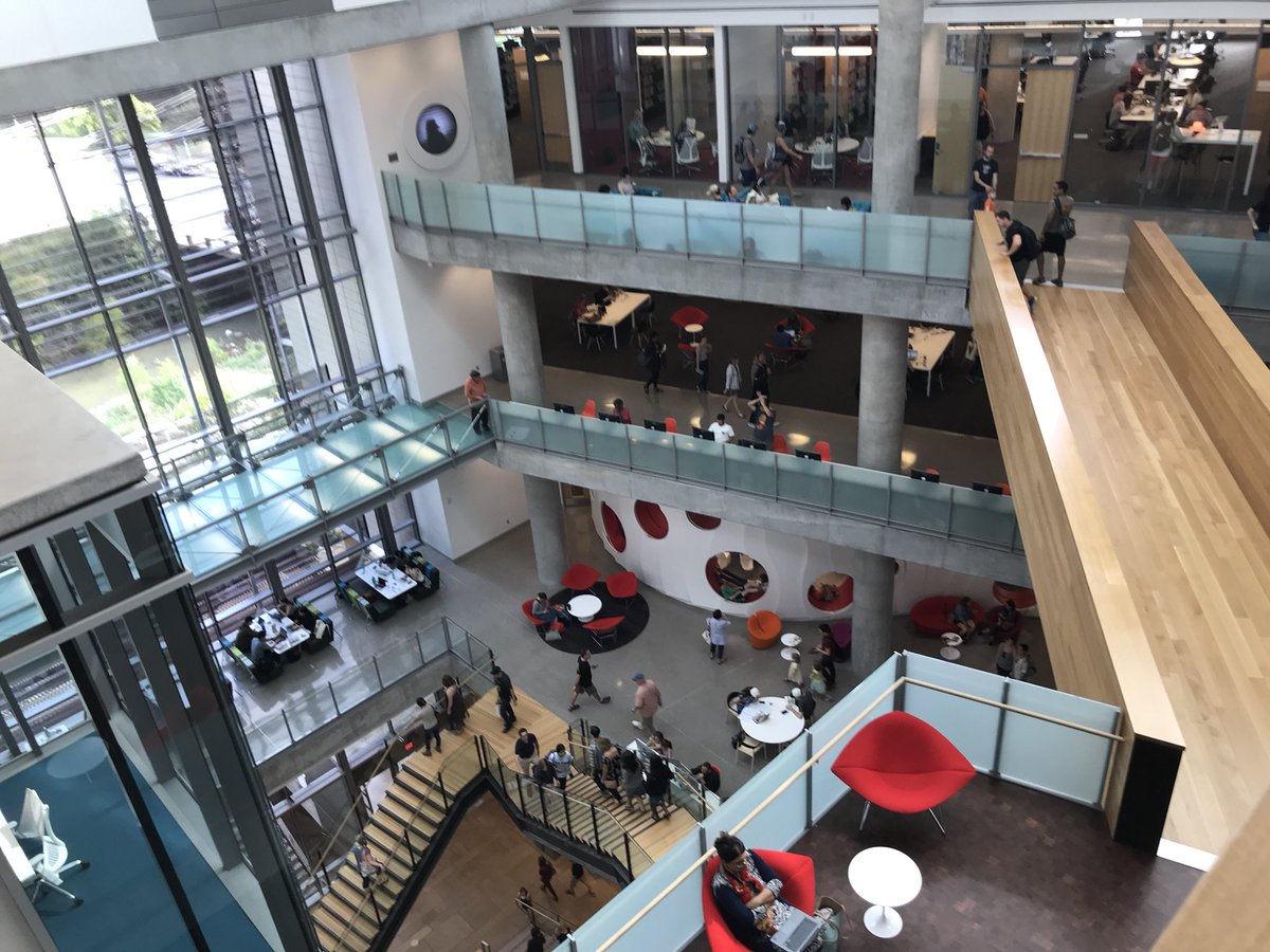 ericbryant's tweet photo. Enjoyed walking with @dreamerdebbie to our new #AustinLibrary downtown! https://t.co/WaZEWM62F7