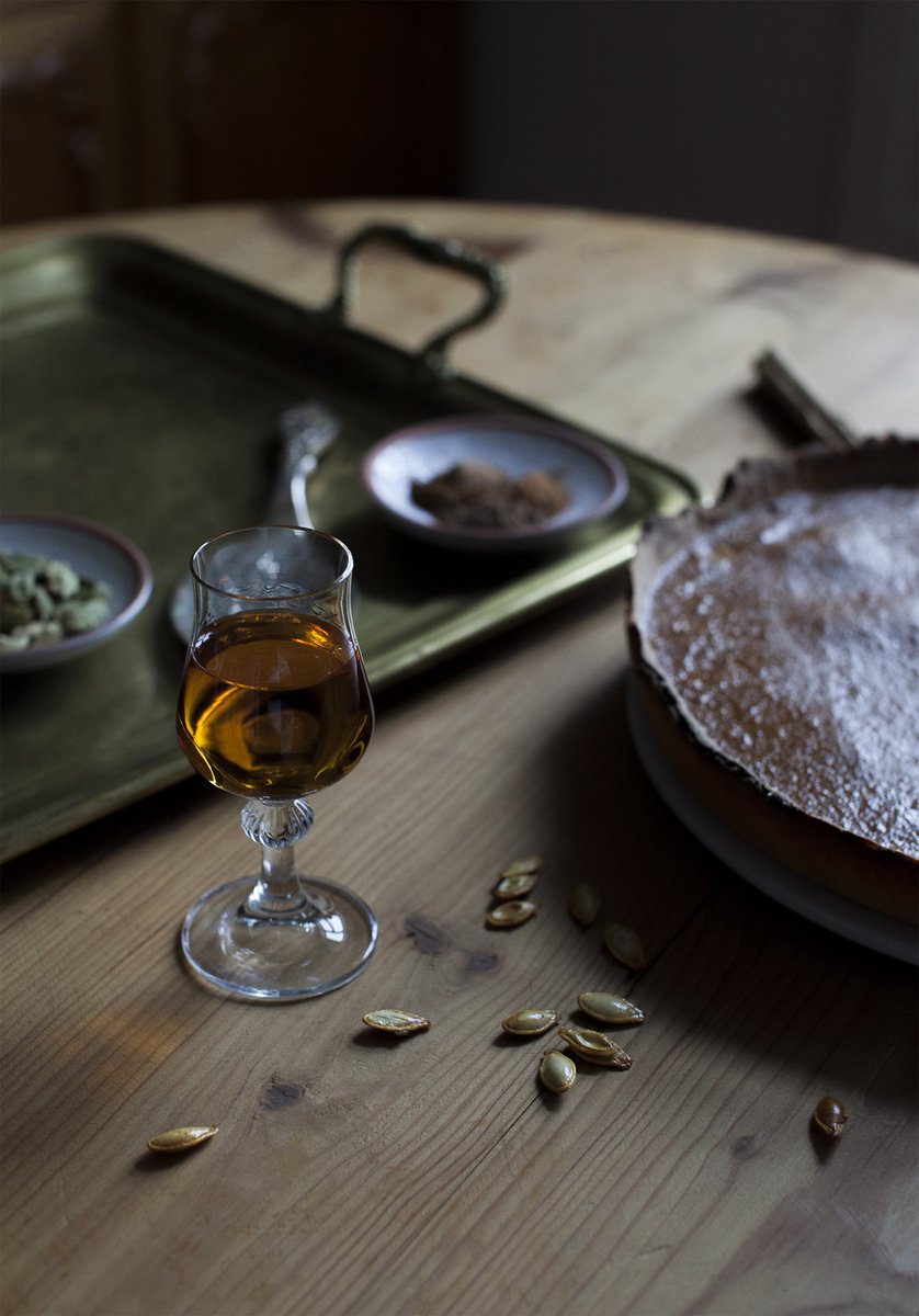 NordicProvision's tweet photo. More whisky &amp; pie! #whisky #pumpkinpie https://t.co/K36wQC23Ff