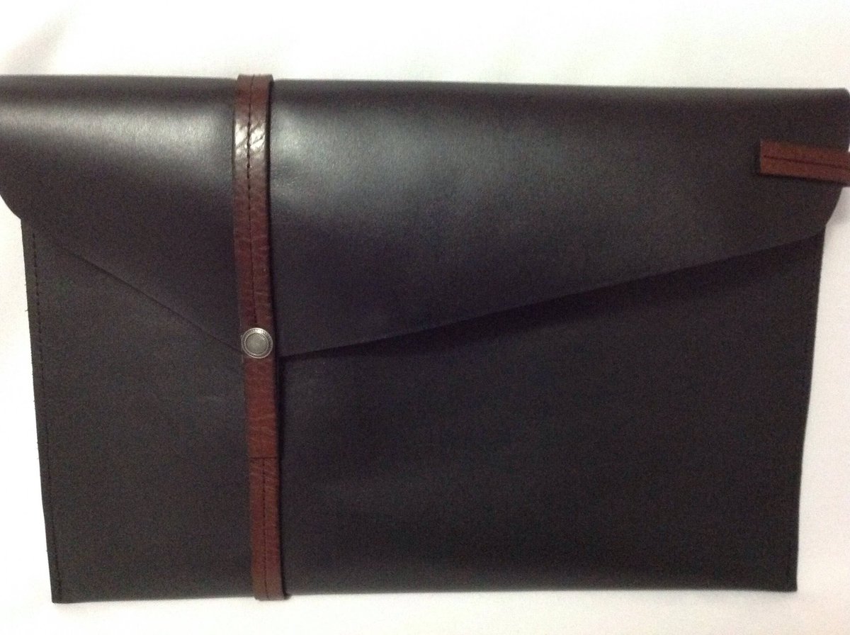 cassava178's tweet photo. Excited to share the latest addition to my #etsy shop: Men&amp;#39;s Business Portfolio https://t.co/oZLV5kPyDZ https://t.co/JpKbpw78dq