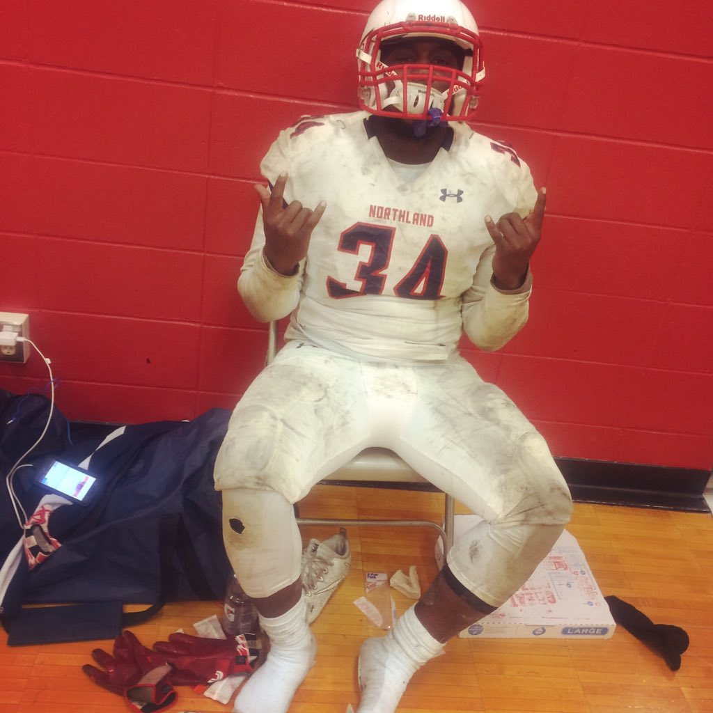 imon27_'s tweet photo. Oh we going to the championship 🤔🏆💍 https://t.co/s0luifrE0E