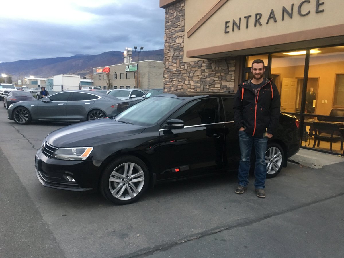 SAGutah's tweet photo. 2015 Volkswagen Jetta TDI SEL! Thank you for your business, Caleb! #HappyCustomers #SpecialtiesAuto #UtahCars #Volkswagen #Jetta #TDI #VW https://t.co/eOmaWocVUc