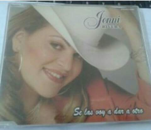 yesi8355's tweet photo. Disco #selasvoyadaraotro #Recordarajenni #lagranseñora #LaDivaDeLaBanda #JenniRivera https://t.co/iPDEg2QsSg